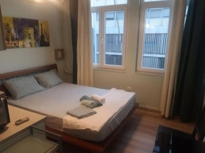 Small apartment in the historical center